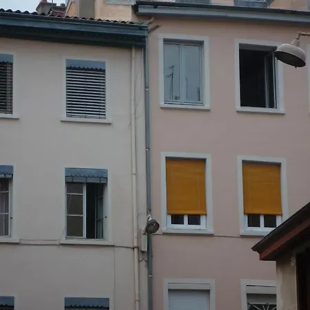 Les P'tits Canuts Apartment *